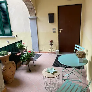  Appartamento Civico 2 Operetta Marina